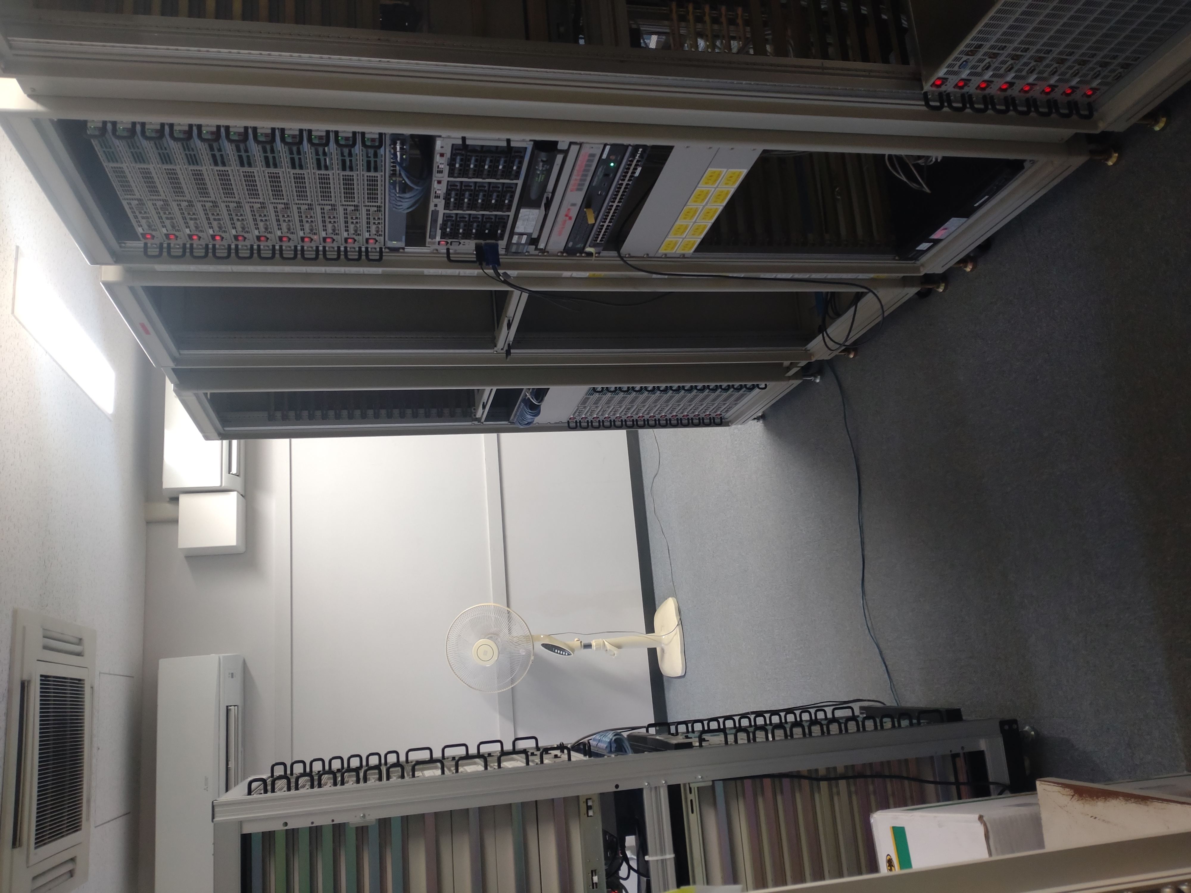 研究に用いる計算機クラスター