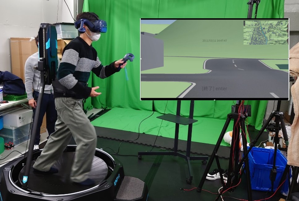 VRを活用した過去の実災害の疑似体験システム