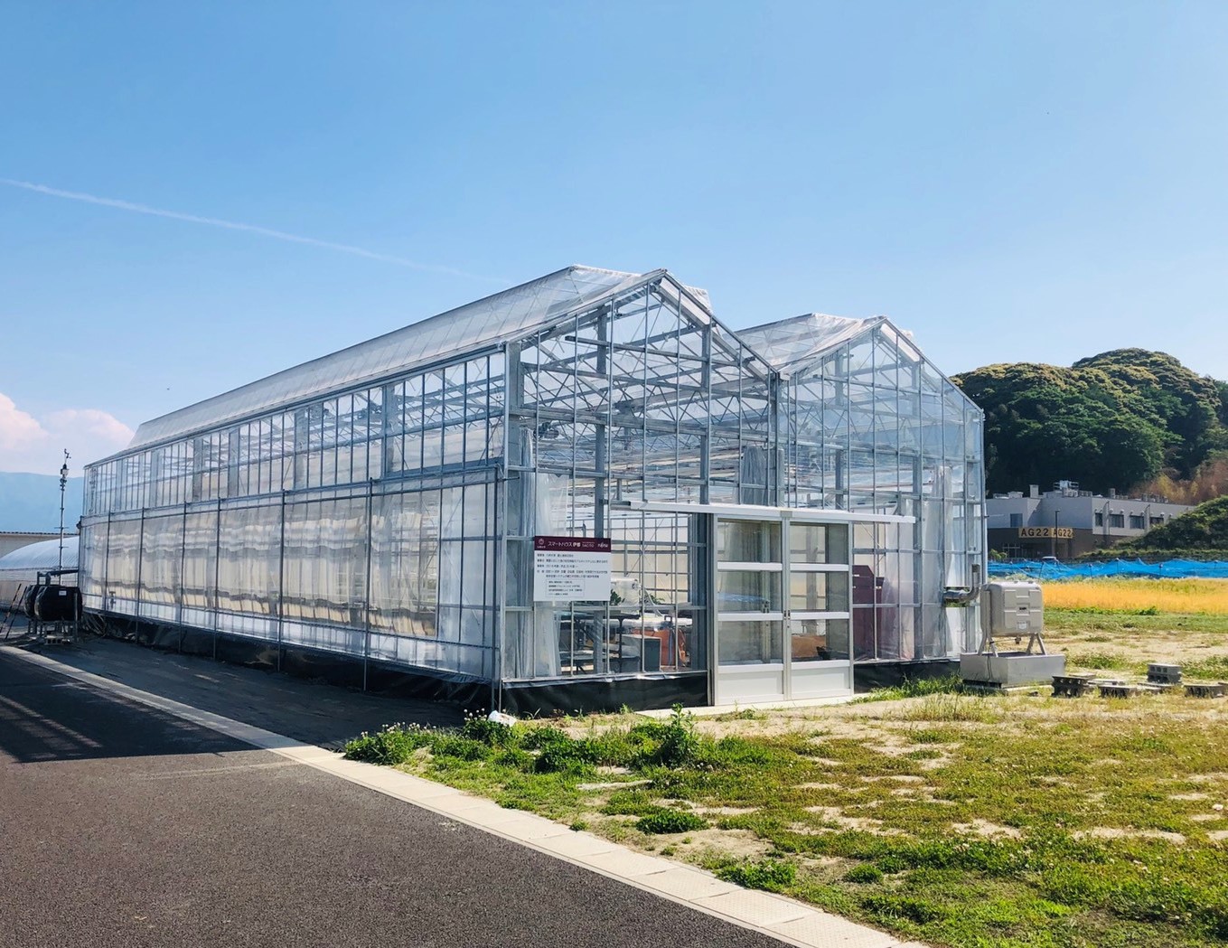 気象環境学研究室が実験で使用している温室。室内の温度などを自動で制御可能です。