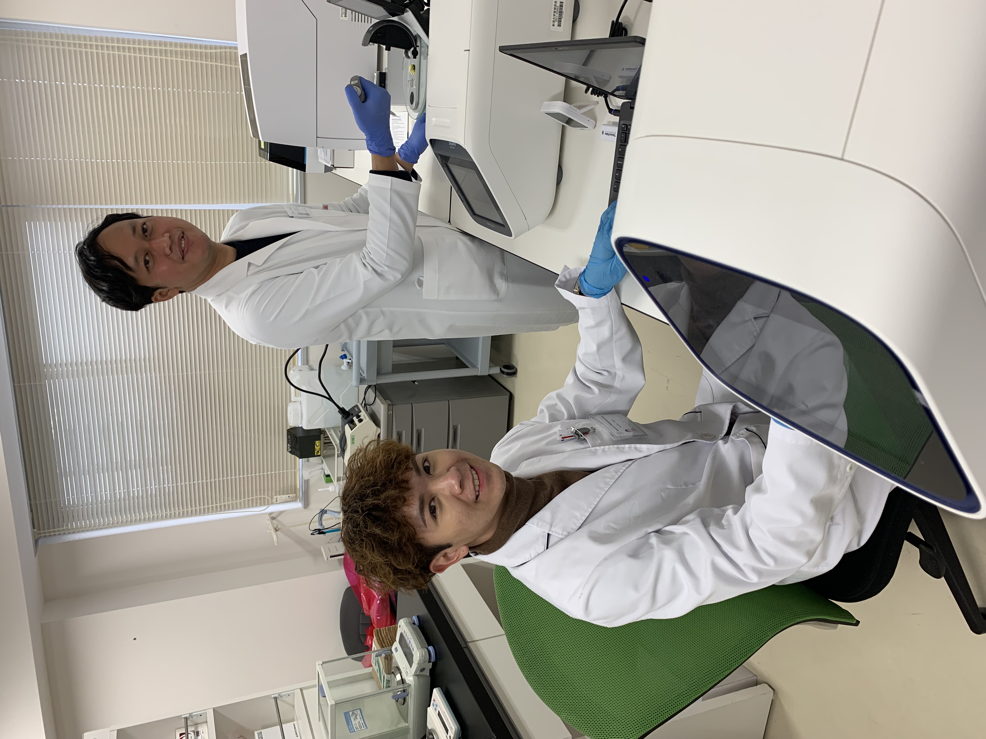 大学には最新の機器が整備されており、スムーズな研究の遂行が可能です。