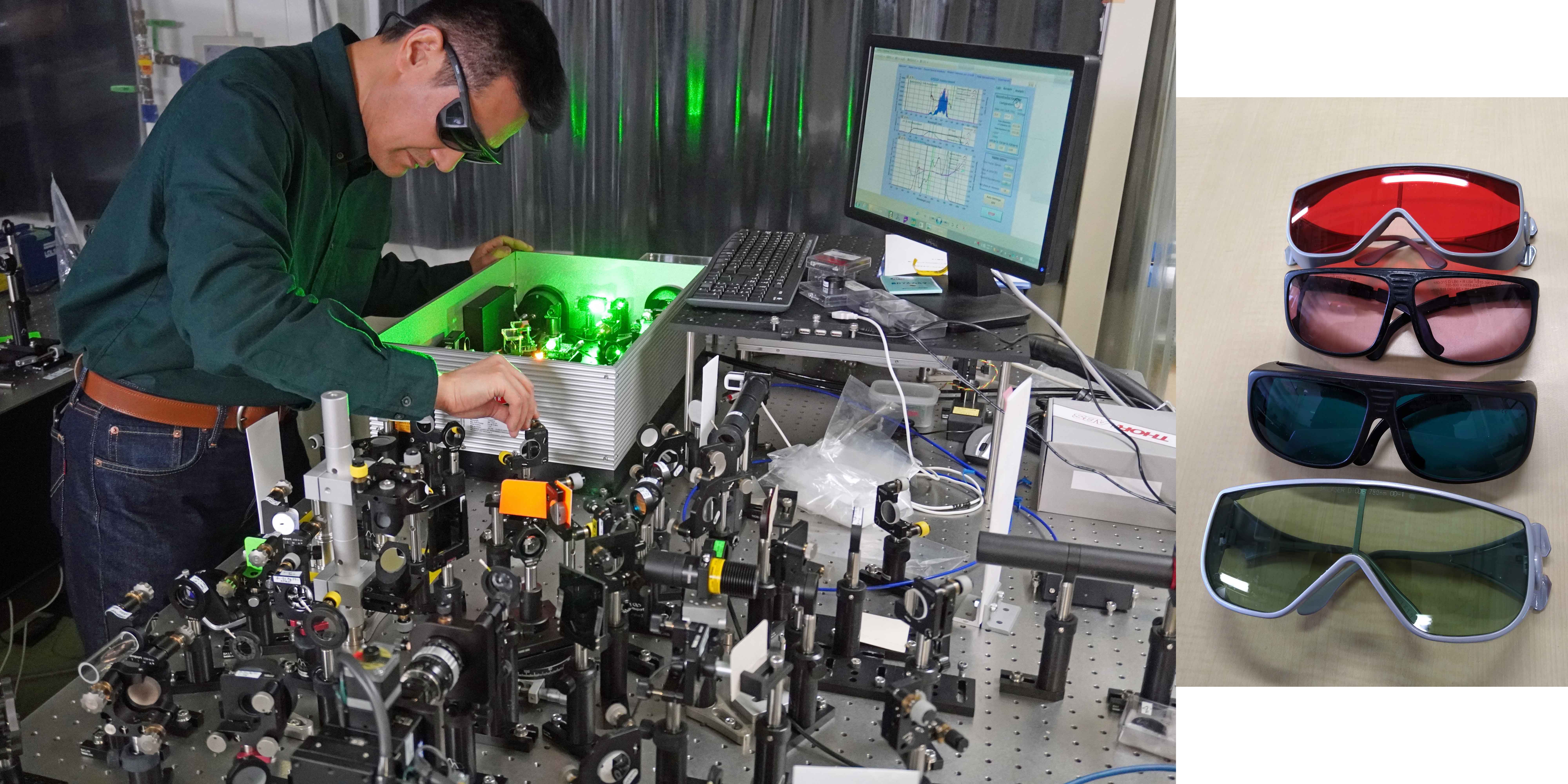 (左)強いフェムト秒レーザー光で微細加工する実験を宮地先生が行っている様子です。(右)実験をするときに着けるゴーグルです。レーザーによって光の波長が異なるので適切なものを選んで使います。