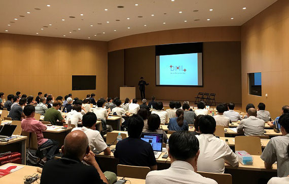 デザインの力を社会に活かすために、社会人・企業人向けにデザインの意味を考えるイベントを多く開催しています
